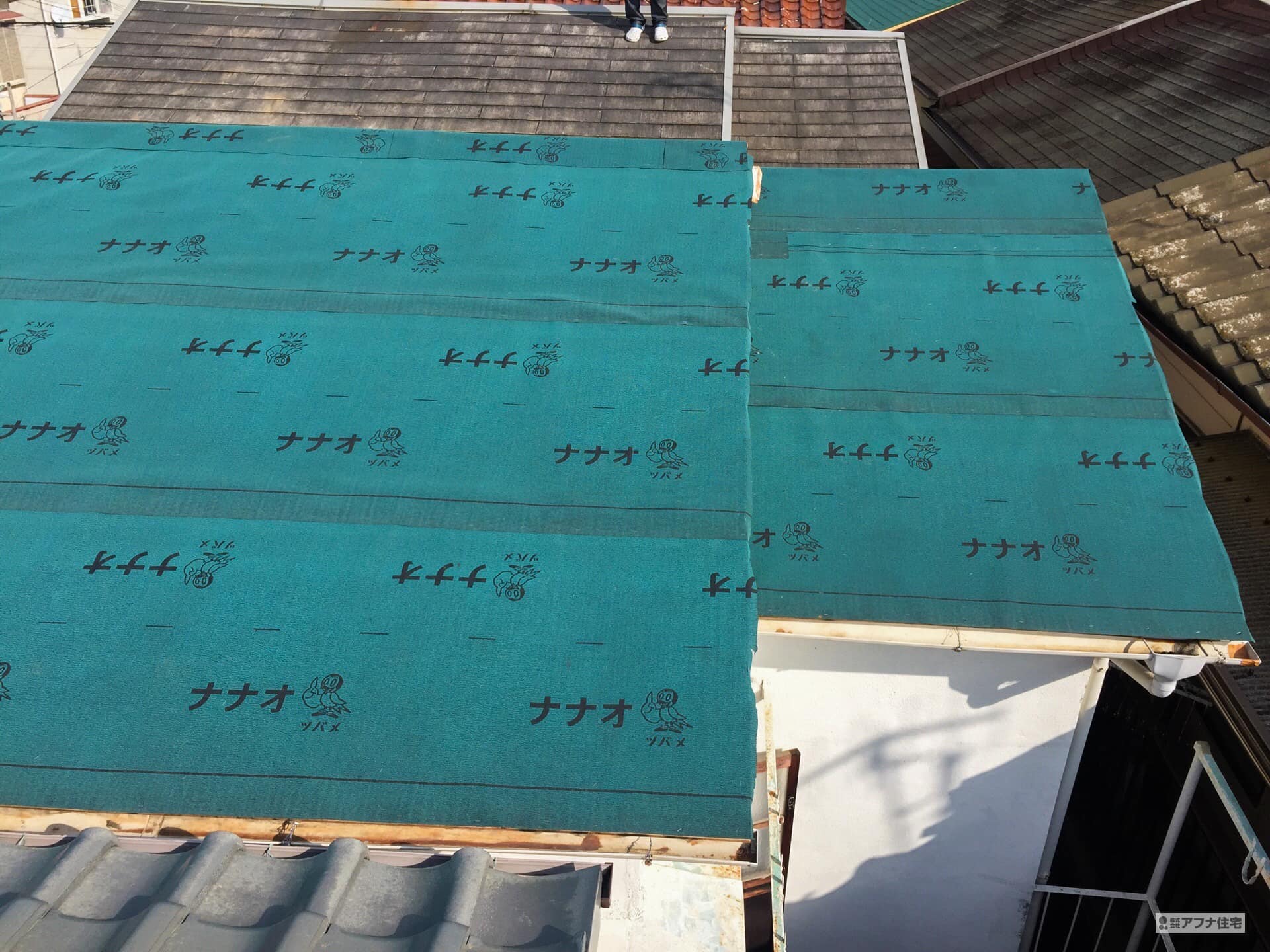アフナ住宅|屋根葺き替え工事(ガルバリウム鋼板)事例写真