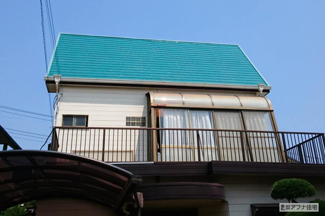 アフナ住宅｜屋根遮熱塗装施工事例写真