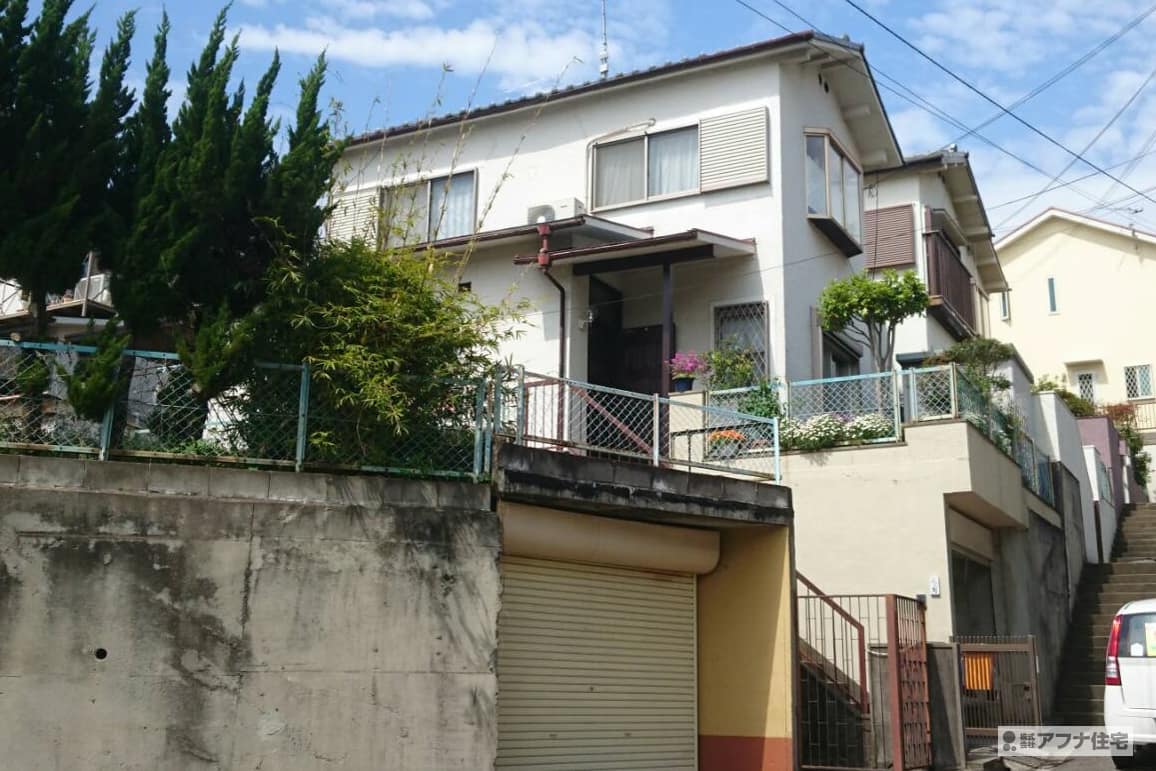 アフナ住宅｜外壁塗装・屋根遮熱塗装・屋根タスペーサー取付工事施工前写真