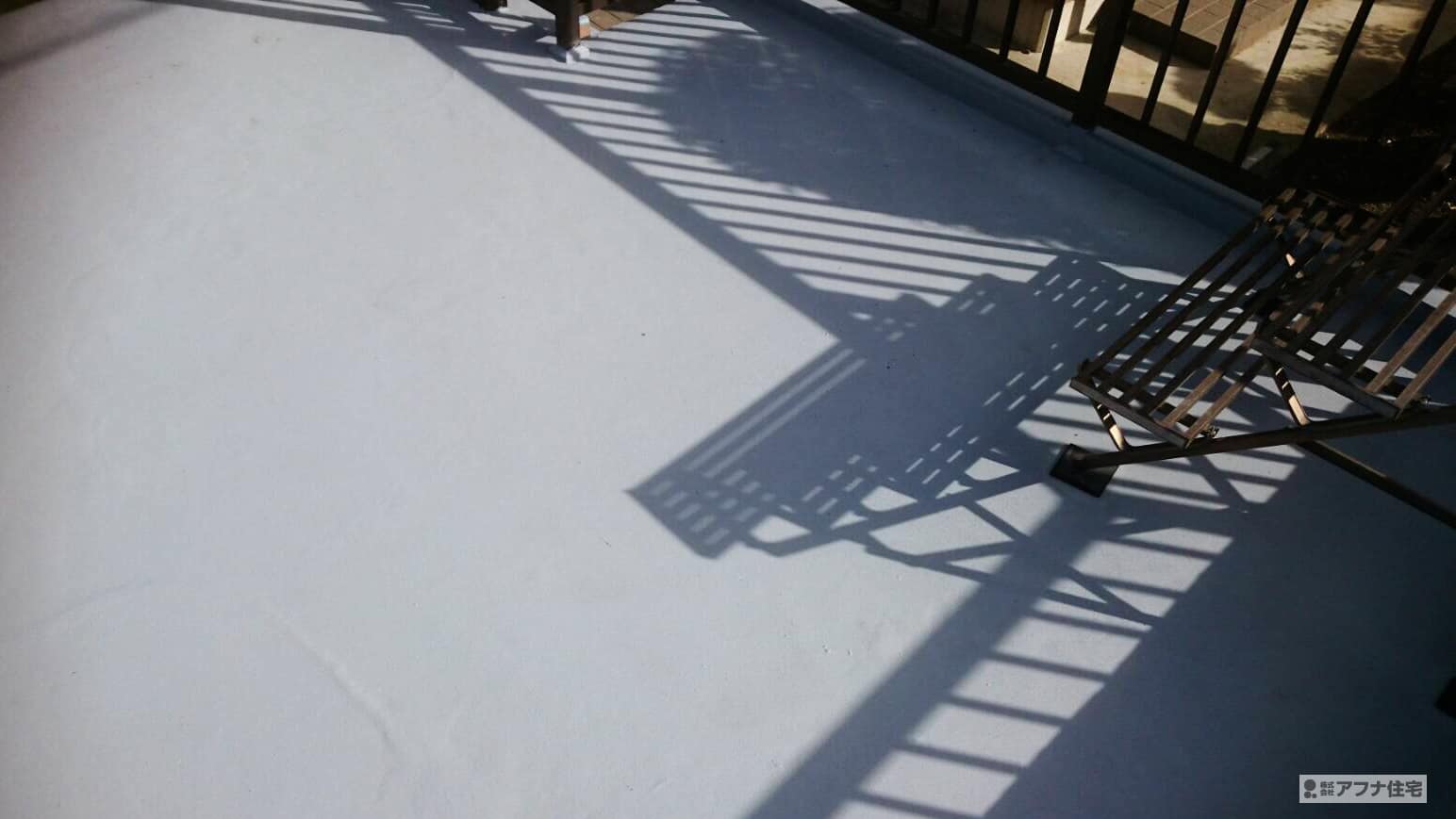 アフナ住宅|神戸市須磨区友が丘 M様車庫改修塗装工事施工事例