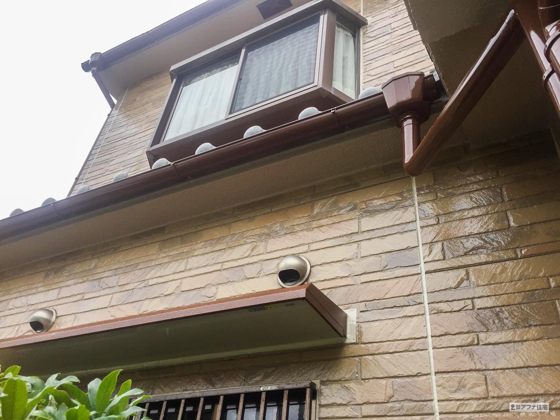 外壁塗装・目地コーキング全面打ち直し工事施工事例|アフナ住宅
