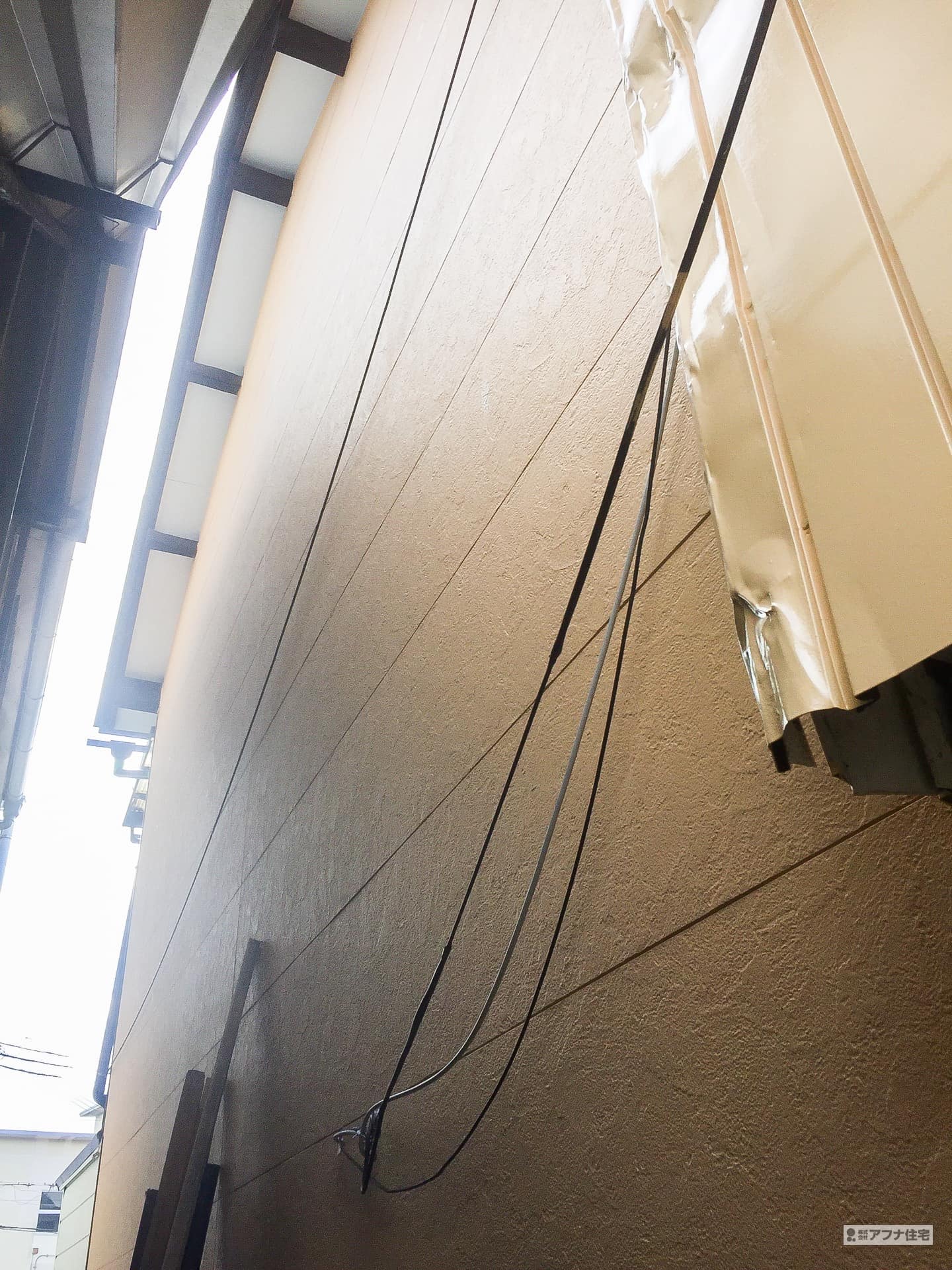 外壁塗装・屋根塗装・窯業サイディング貼り・屋根一部葺き替え工事施工事例|アフナ住宅